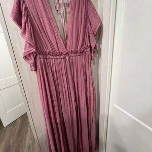 Aakaa Elegant Pink Maxi Dress Size M